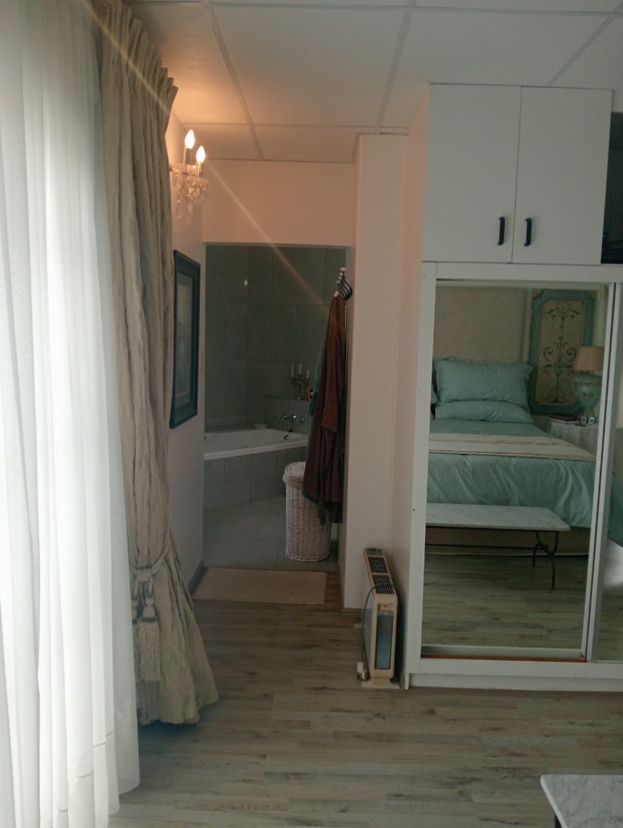 3 Bedroom Property for Sale in Wavecrest Eastern Cape